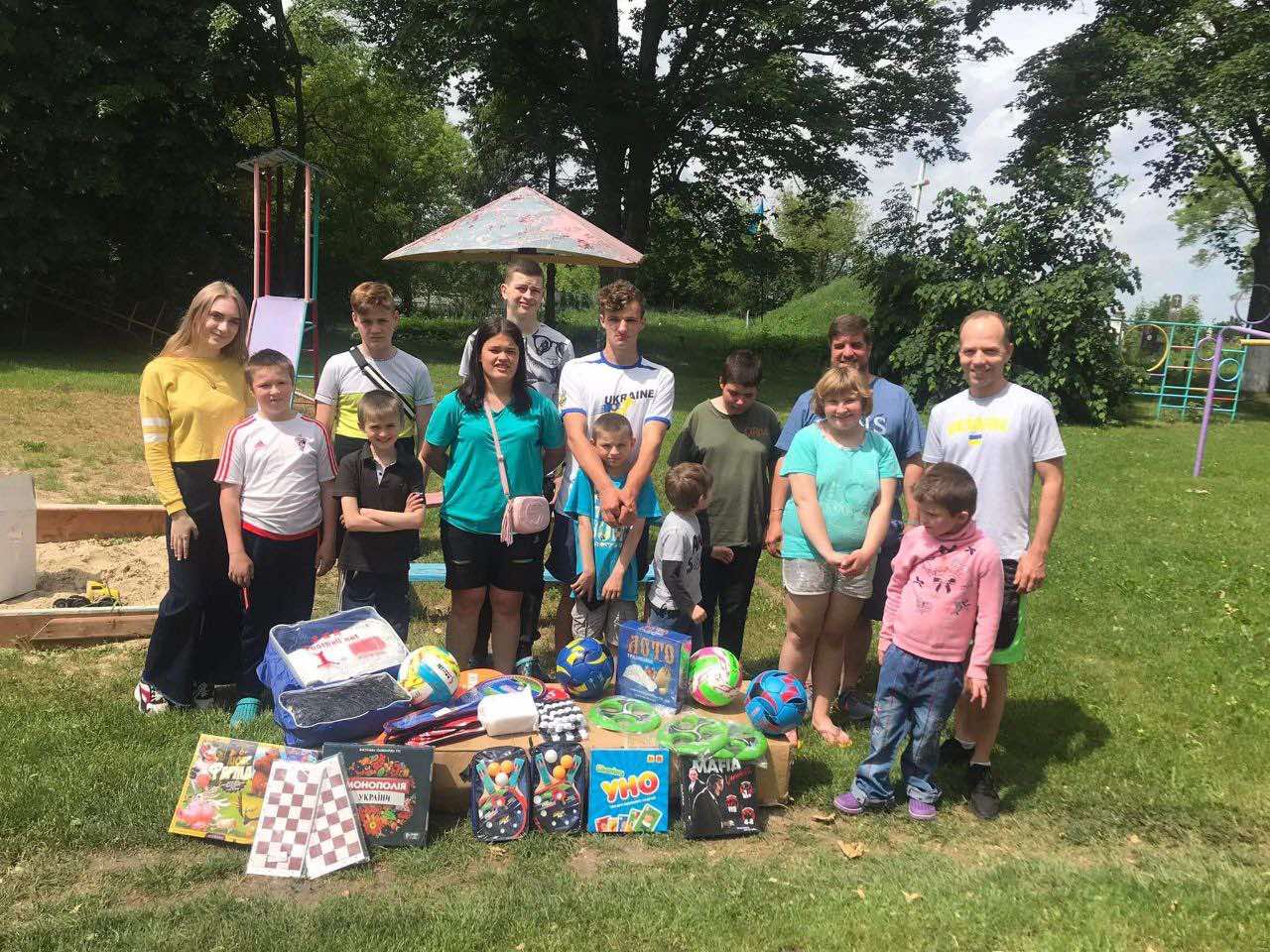 Працювати з дітками завжди цікаво, а особливо під час волонтерської практики у БФ «Майбутнє сиріт»